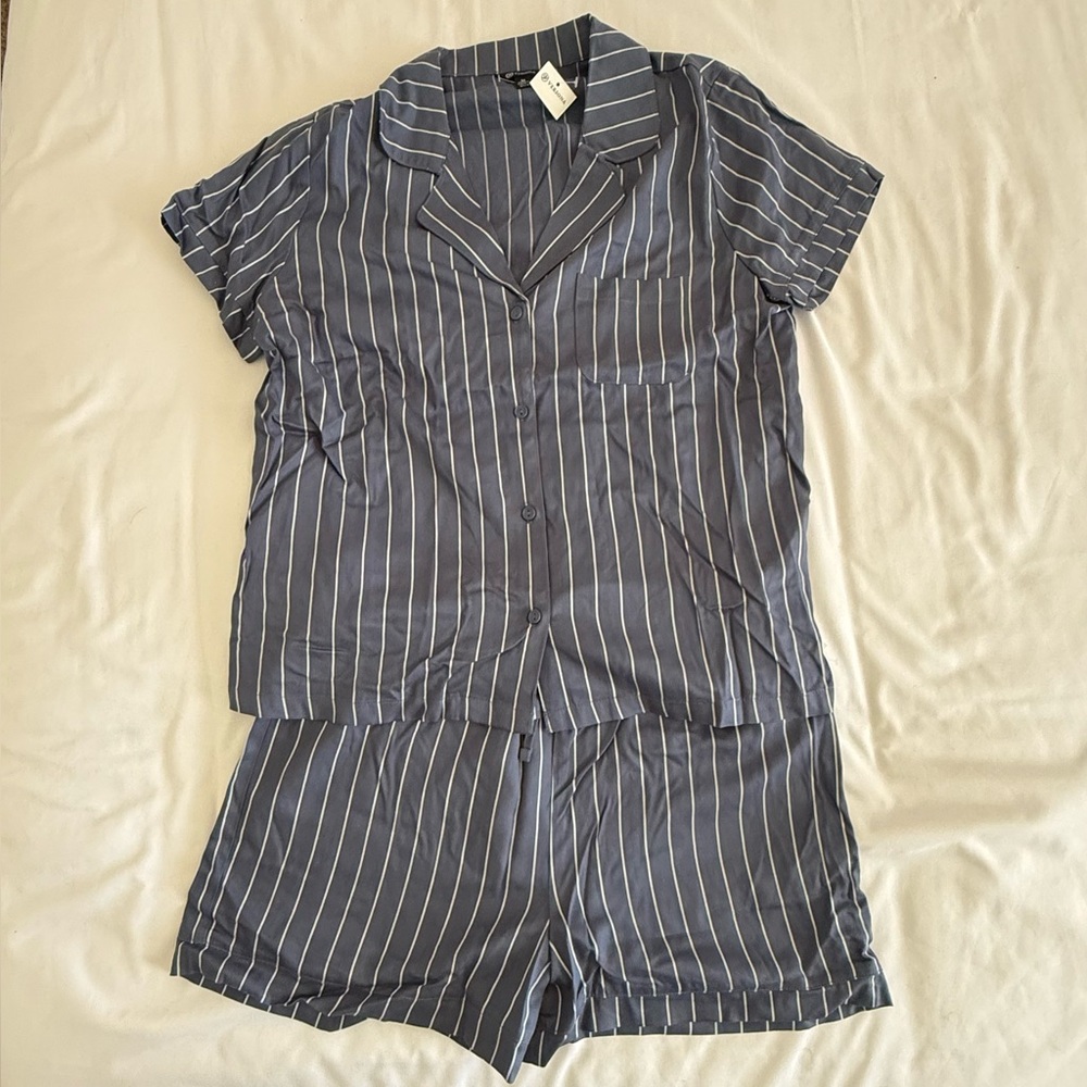 Versona Navy Striped Pajama Set